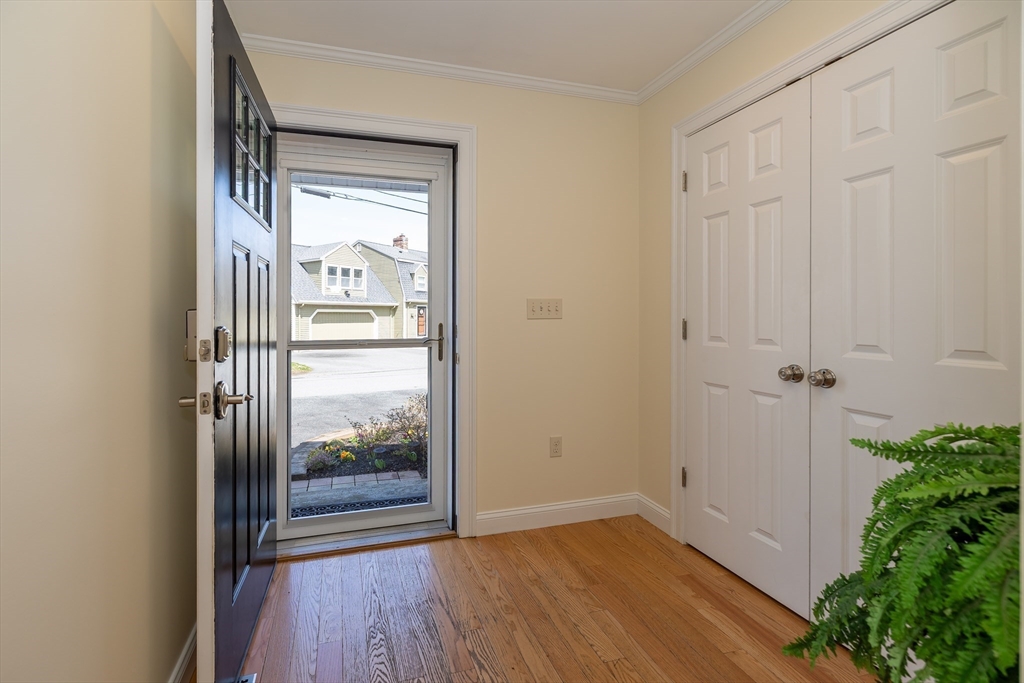 13 W Dexter Ave 1