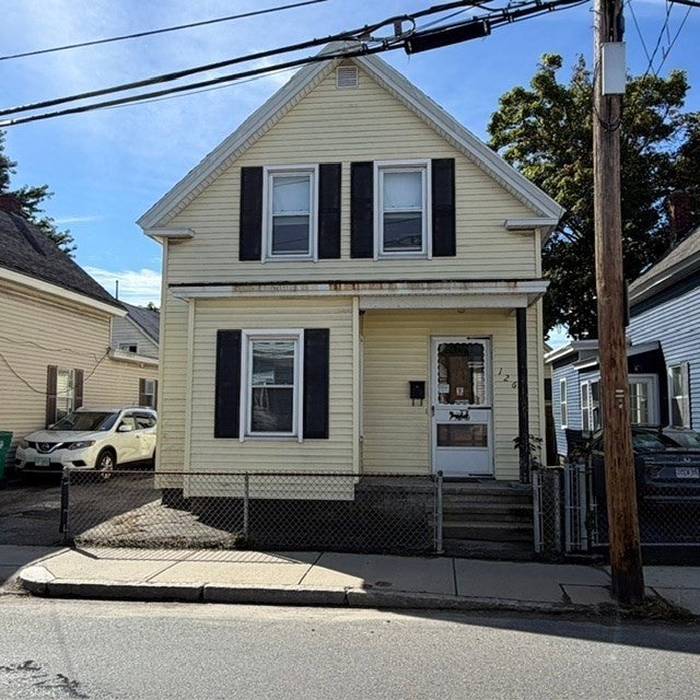 126 W 6th St, Lowell, MA Photo #1