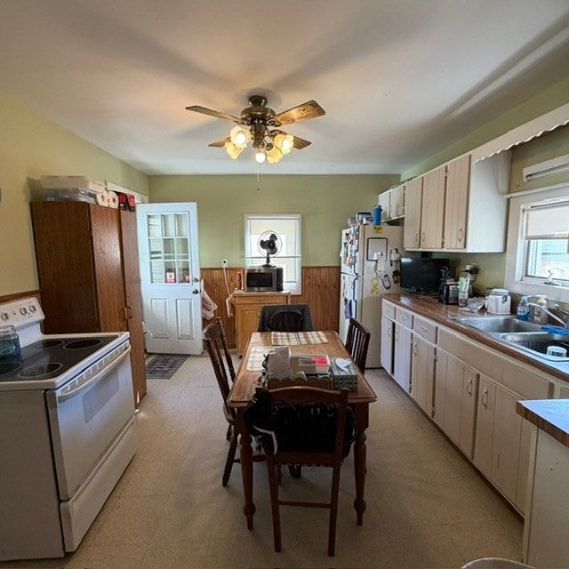 126 W 6th St, Lowell, MA Photo #7