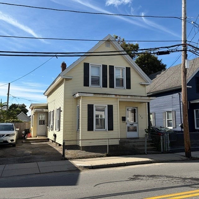 126 W 6th St, Lowell, MA Photo #2