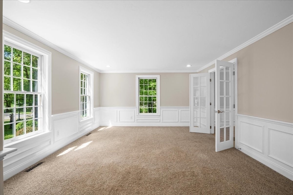 6 Teresa Cir