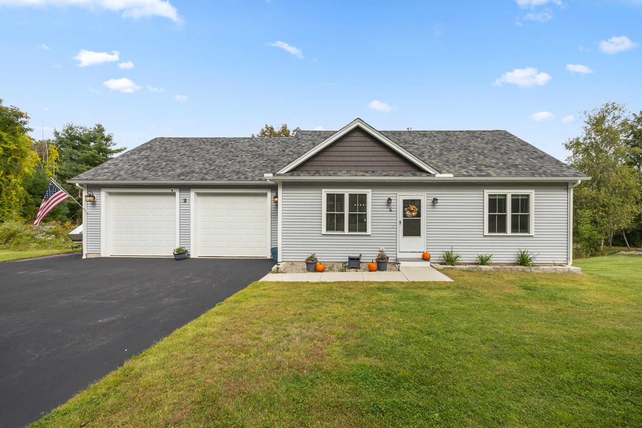 Photo of 4 Mccarthy Road, North Brookfield, MA