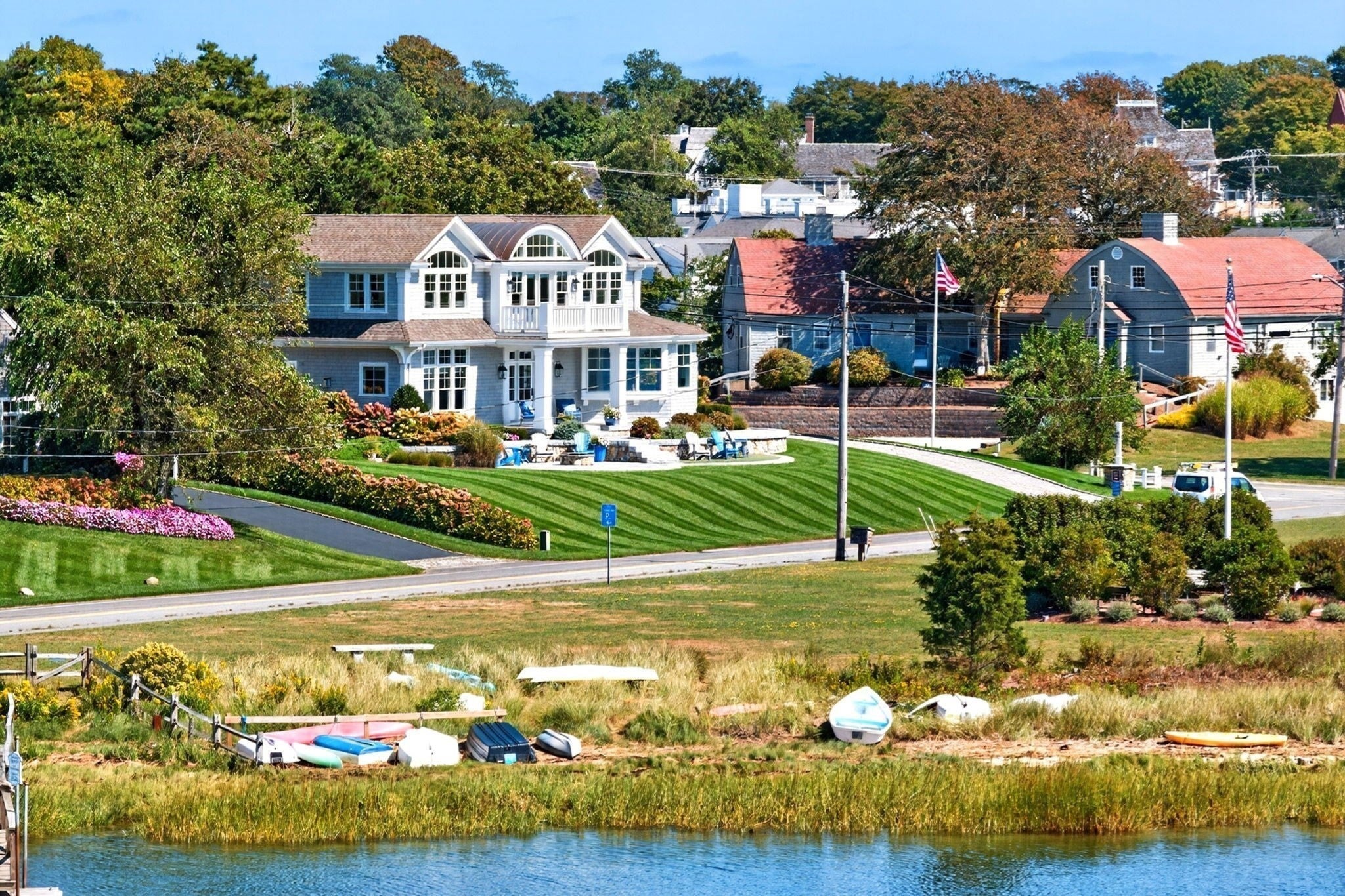 12 Pond St