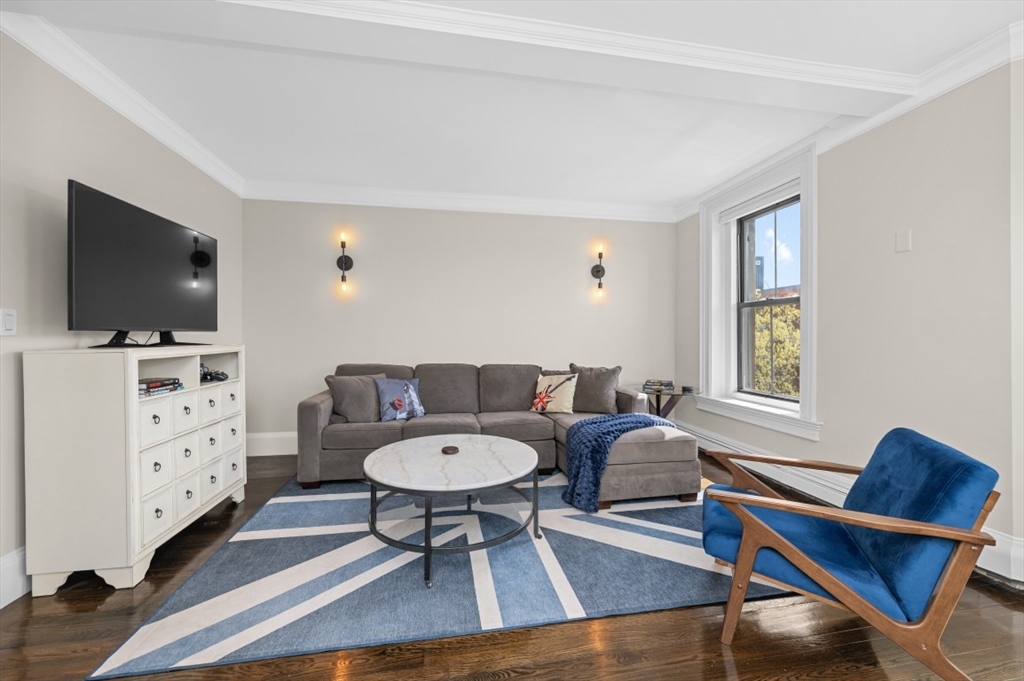 437 Columbus Ave #3