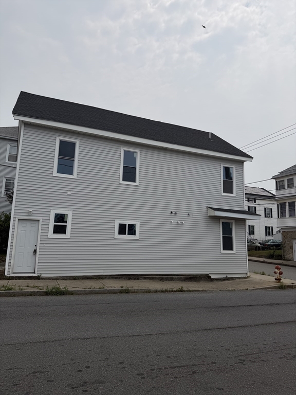 82 William St