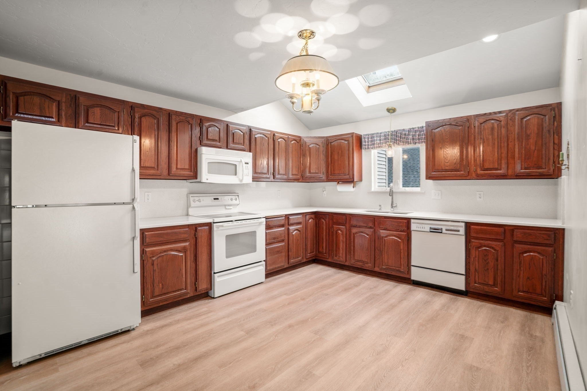 49 Singletary Rd, Millbury, MA, 49 Singletary Rd, Millbury, MA Photo #5