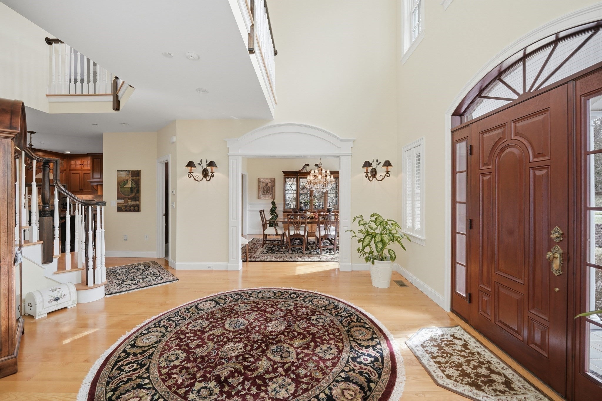 16 Falcon Heights