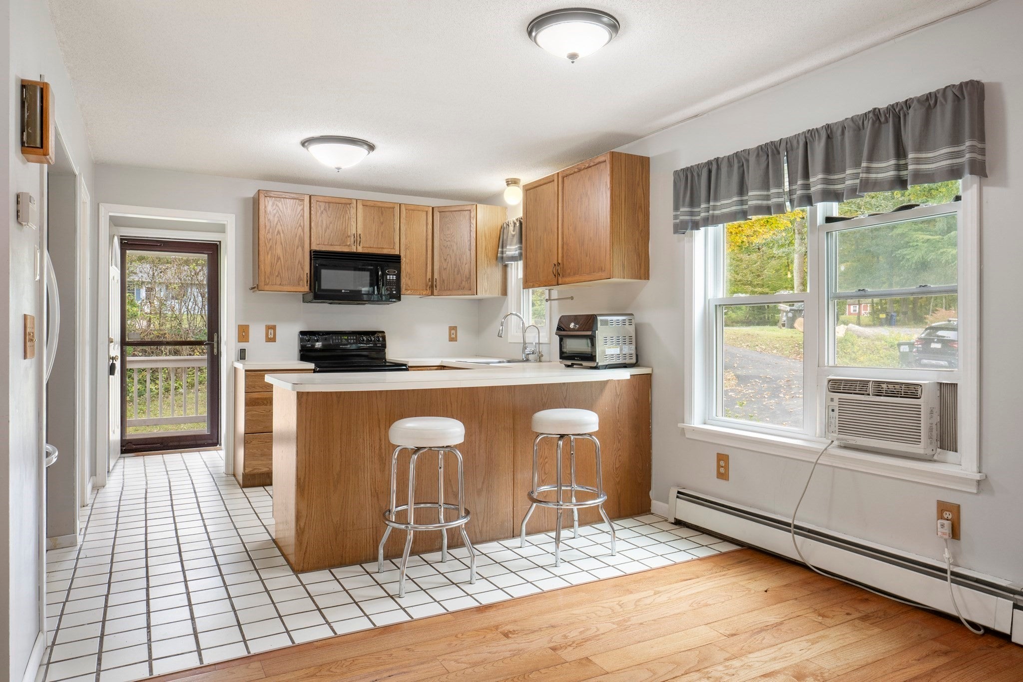 35 Old Sawmill Rd, Woodstock, CT, 35 Old Sawmill Rd, Woodstock, CT Photo #10