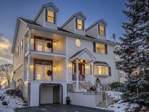 33 Lakeside Dr Shrewsbury MA 01545