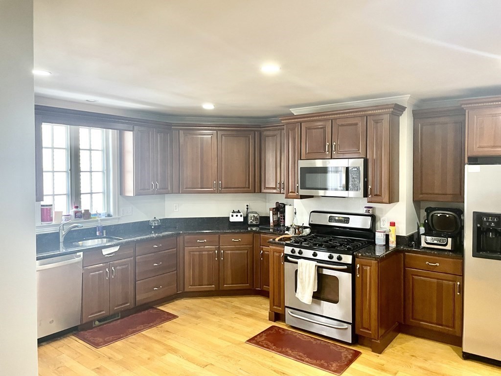 34 Prospect St 1