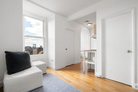 Photo of 483 Beacon St #PH4, Boston, MA 02115 (MLS # 73491192)