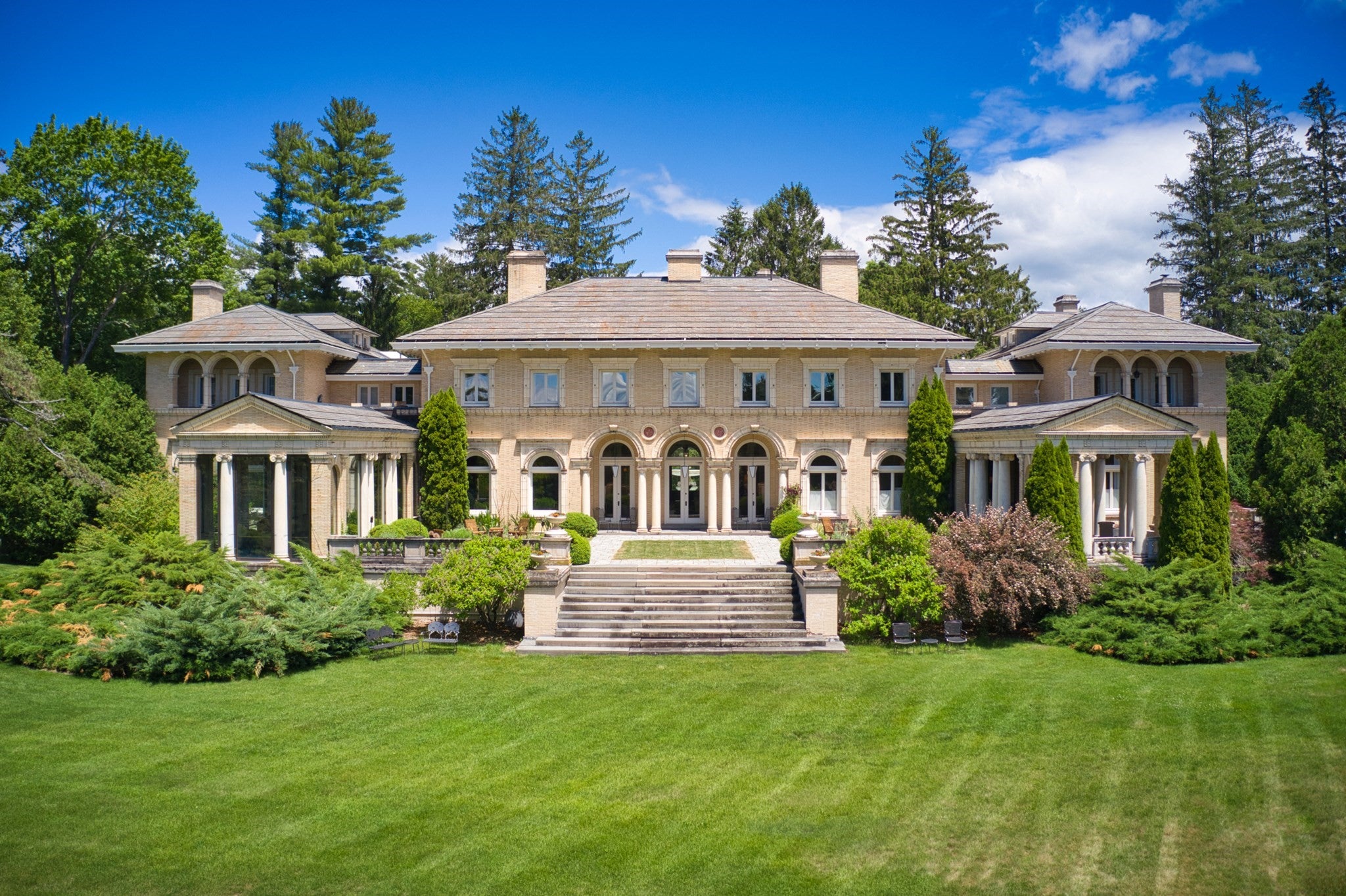 11 Hawthorne