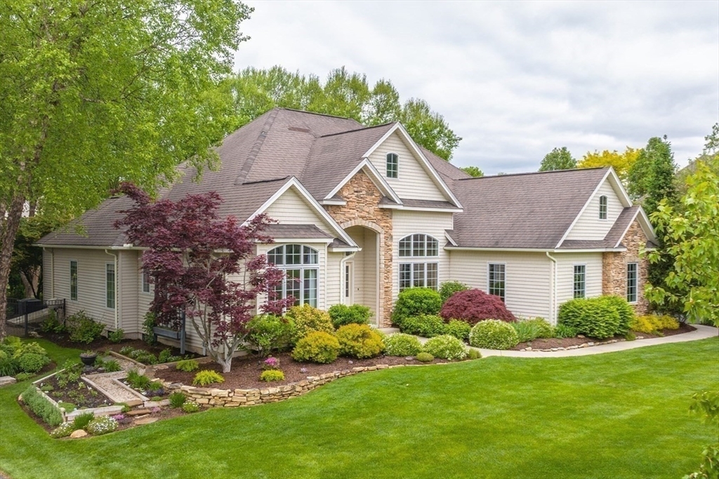 7 Brimfield Way