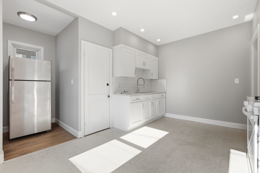 168 Brook RD, Milton, MA, 168 Brook RD, Milton, MA Photo #12