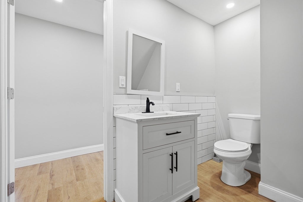 168 Brook RD, Milton, MA, 168 Brook RD, Milton, MA Photo #32
