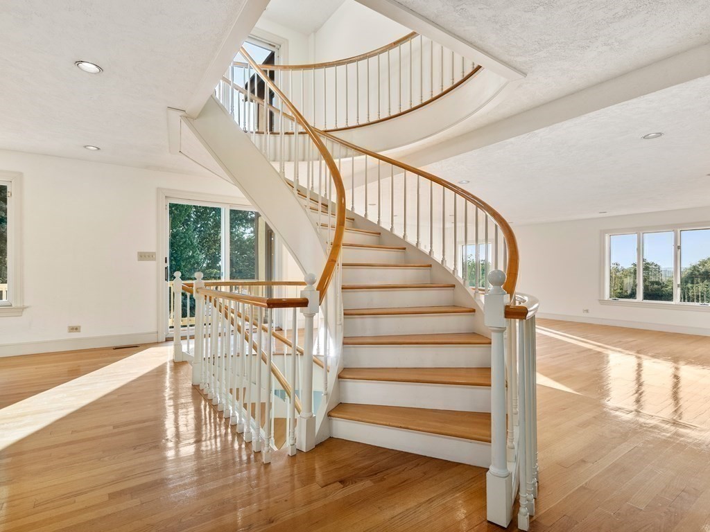 12 Jefferson Rd