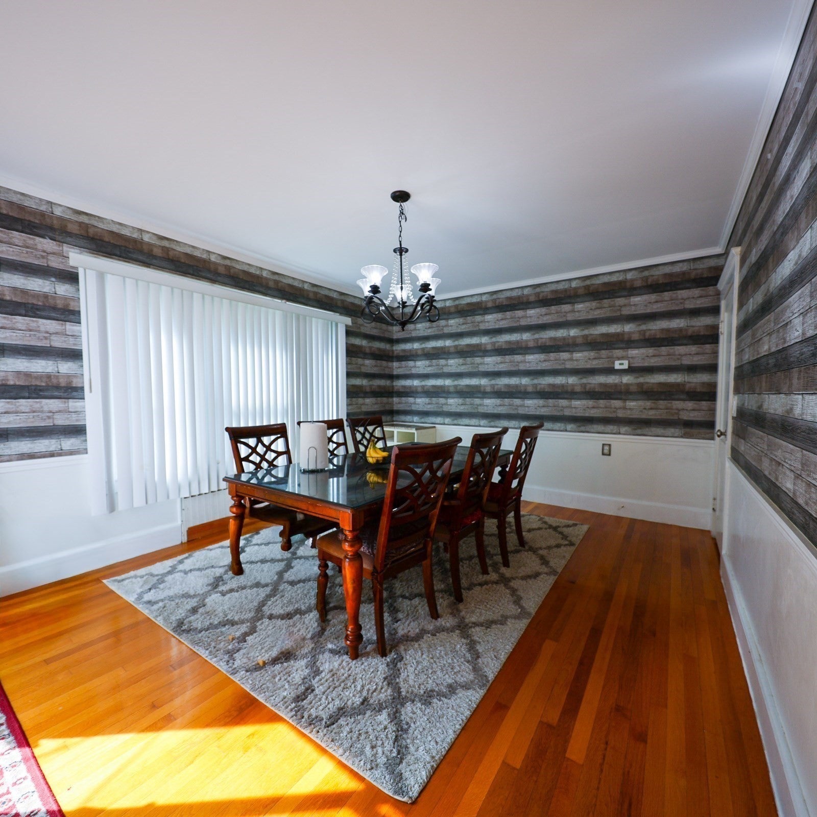 374 Pine St, Lowell, MA, 374 Pine St, Lowell, MA Photo #17