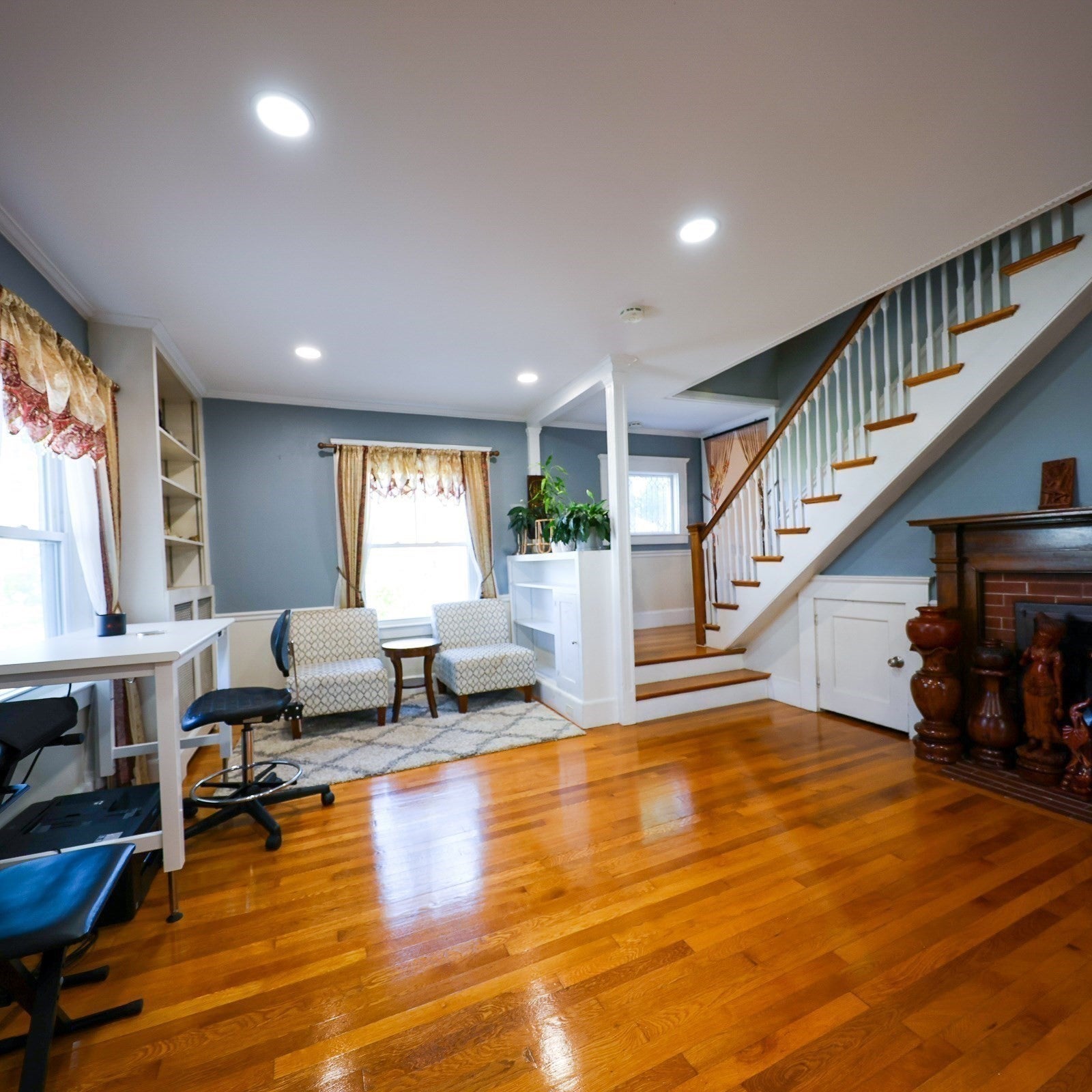 374 Pine St, Lowell, MA, 374 Pine St, Lowell, MA Photo #8