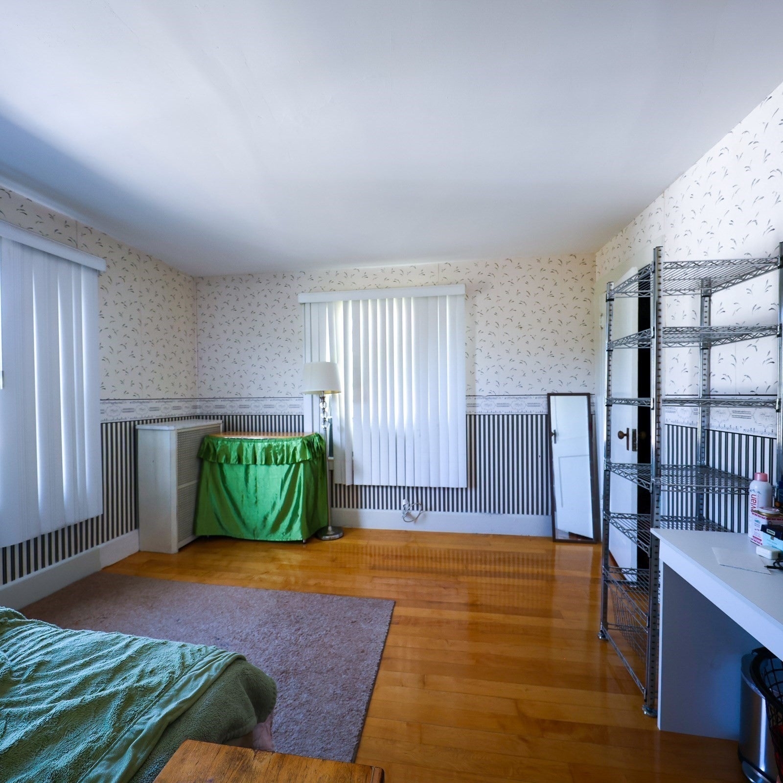 374 Pine St, Lowell, MA, 374 Pine St, Lowell, MA Photo #20