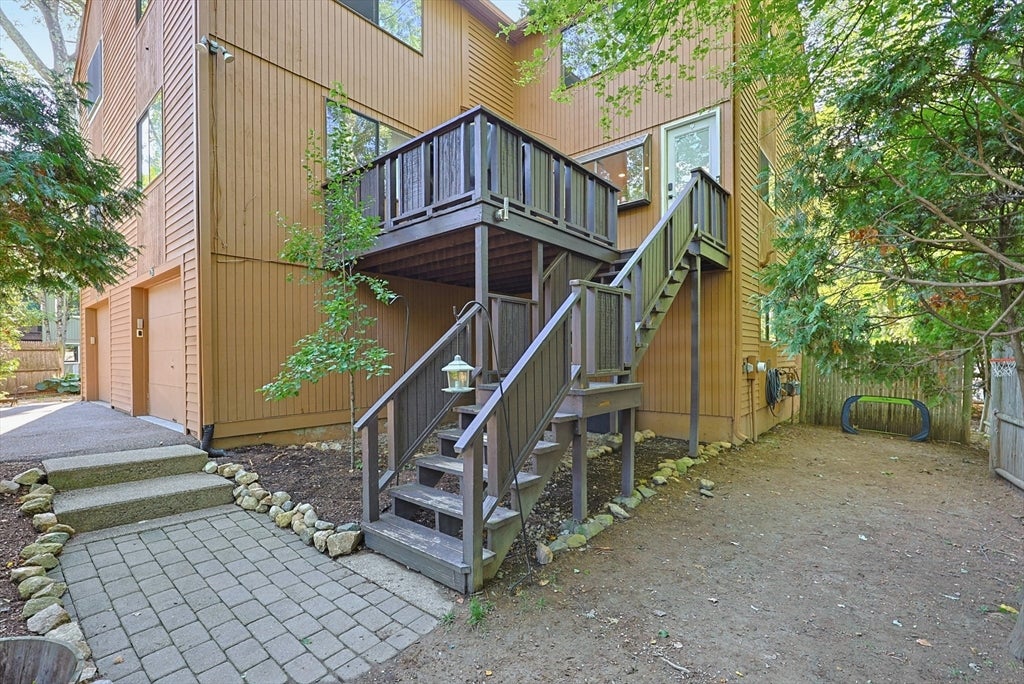 Photo of 75 Meeting House Path, Ashland, MA