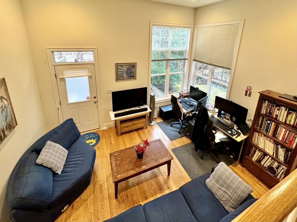 105 Harvey St 105