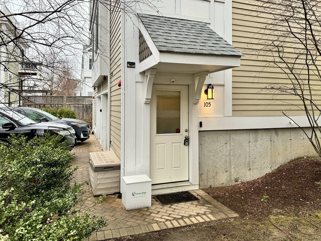 105 Harvey St 105