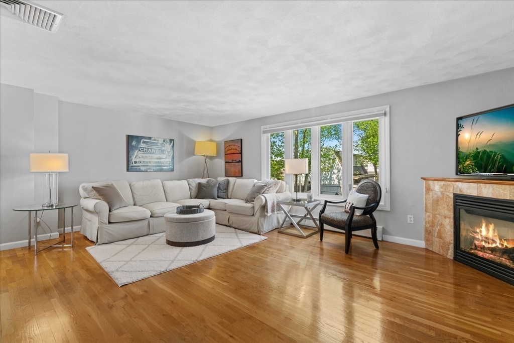 174 Adams ST #6, Newton, MA Photo #7