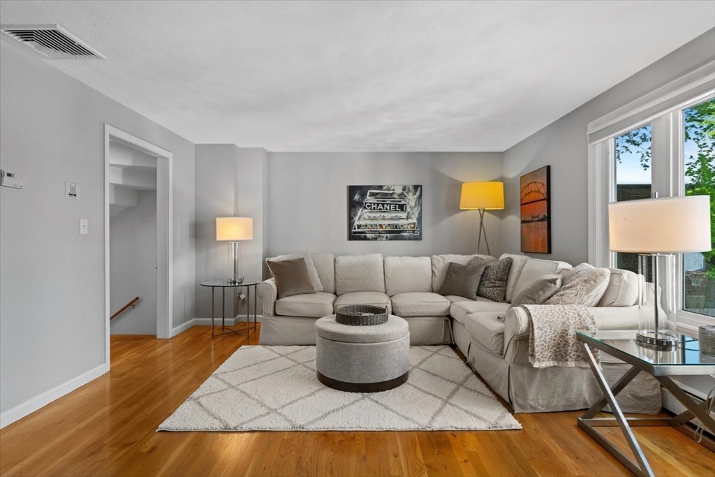174 Adams ST #6, Newton, MA Photo #9