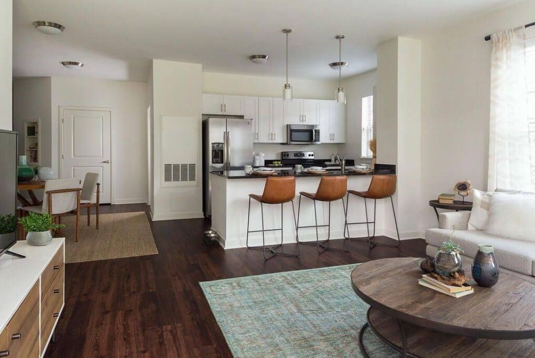 1 Paddock Lane 4303