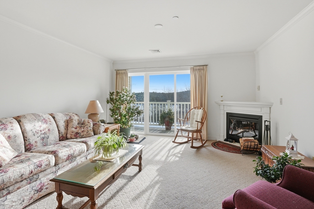 1818 Main Street 204