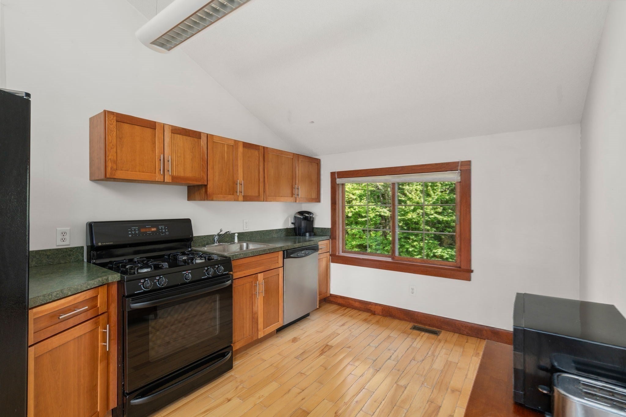 89 Pomeroy Road, Montgomery, MA Photo #34