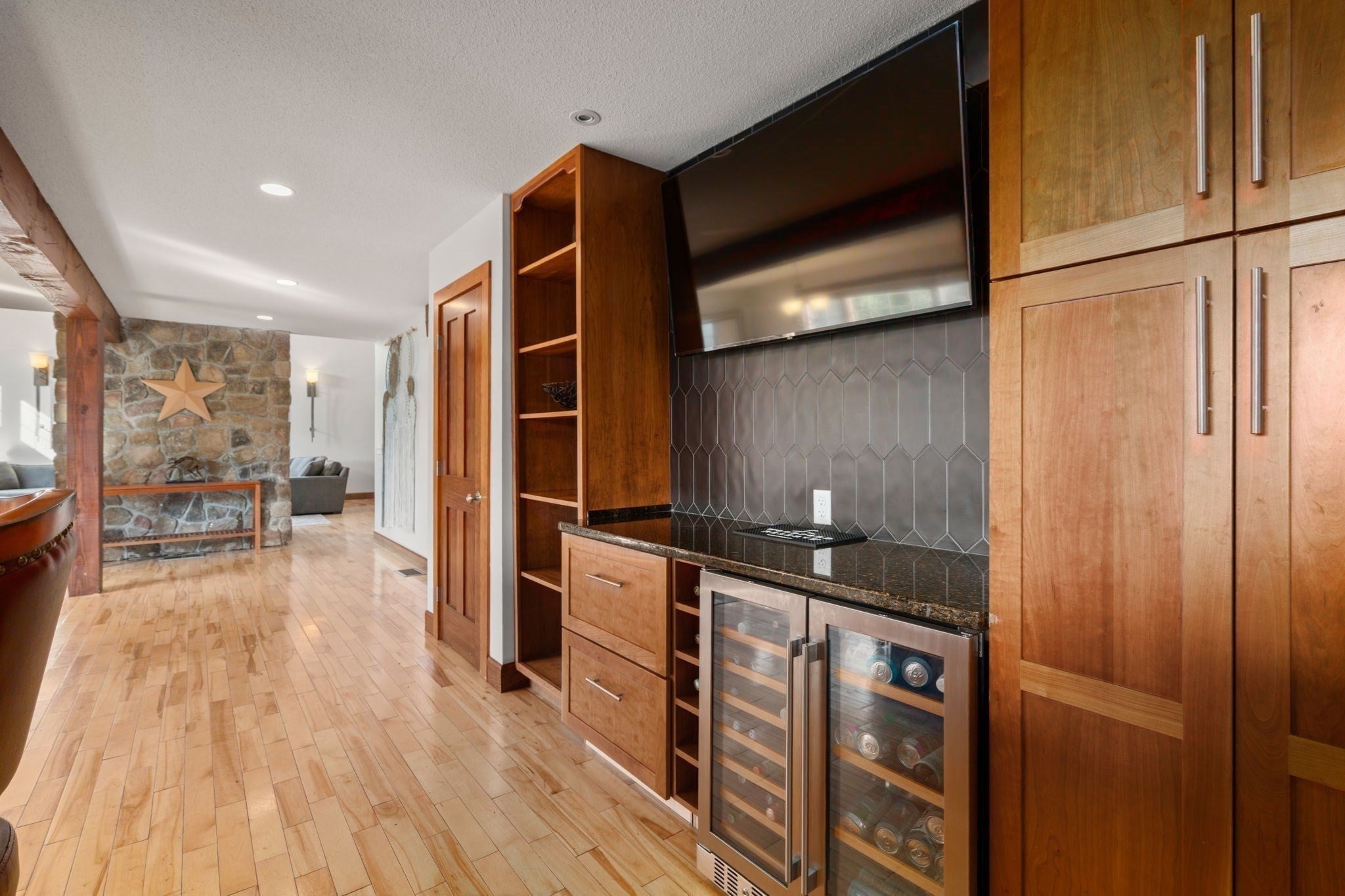 89 Pomeroy Road, Montgomery, MA Photo #10
