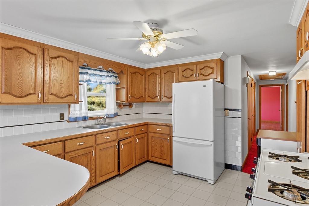 11 Woodland Hts