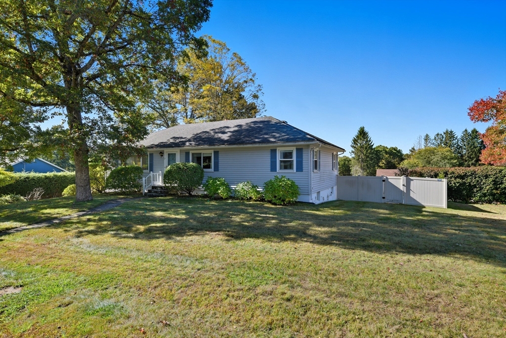 11 Woodland Hts