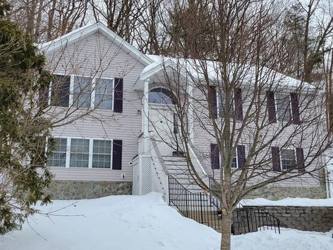 Photo of 16 Sherwood Rd, Worcester, MA 01602 (MLS # 73475650)
