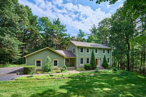 Photo of 2 Eastwood Dr, Southampton, MA 01073 (MLS # 73543429)