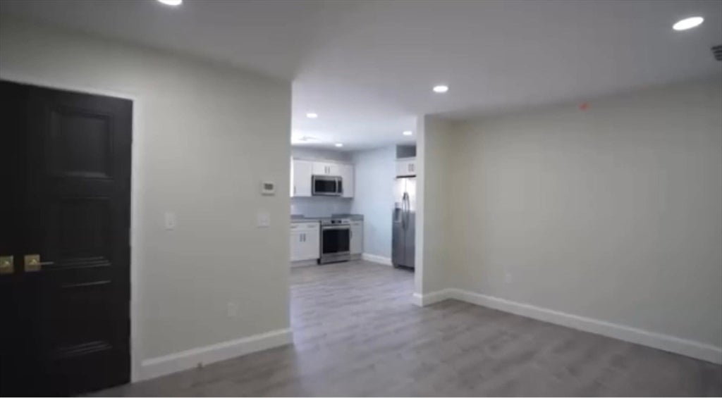 Photo of 1047 County, Somerset, MA
