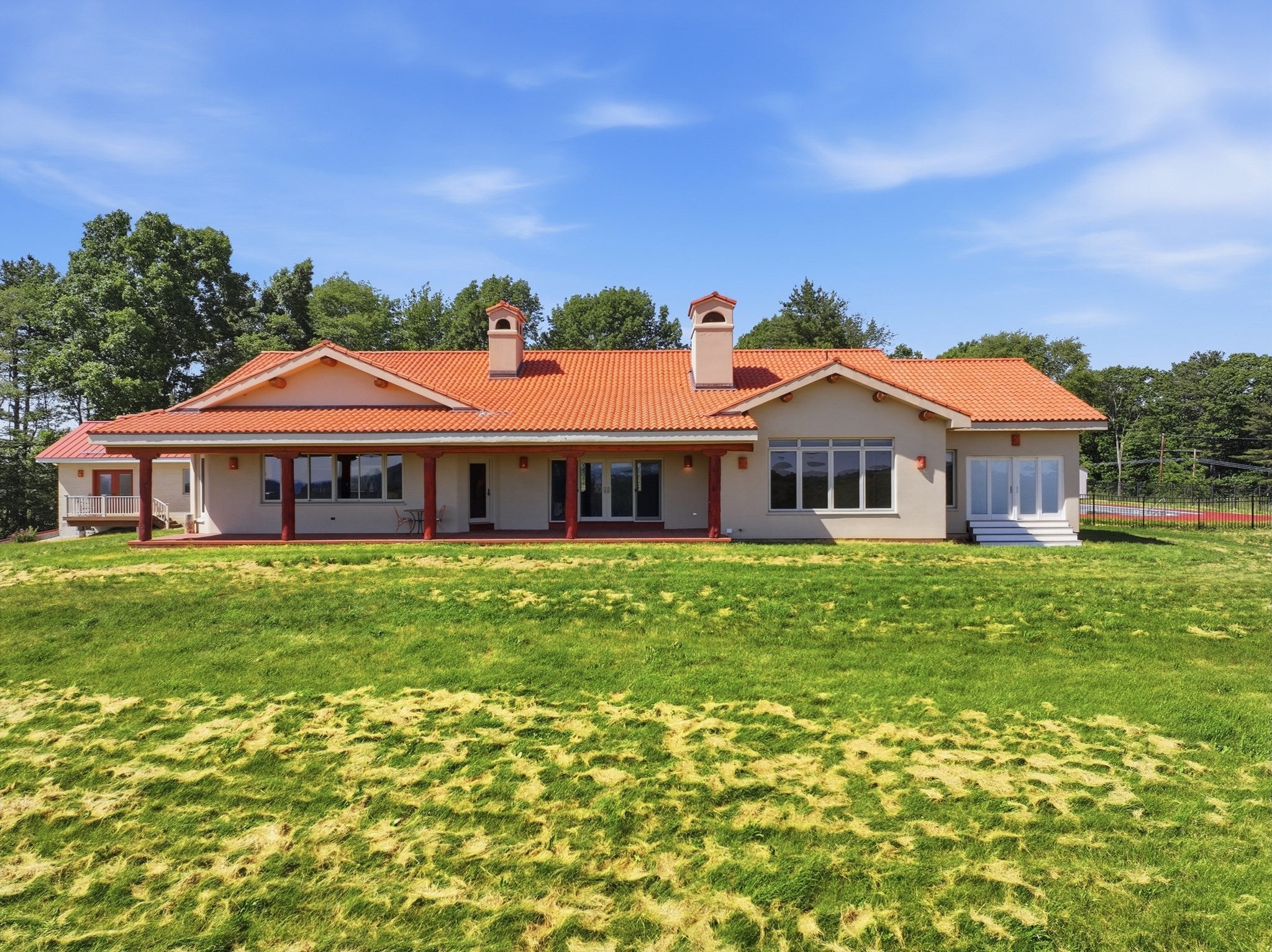 5 Osgood Rd