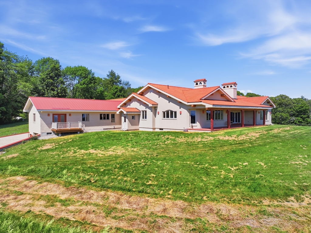 5 Osgood Rd
