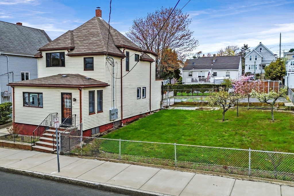 42 Genesee St
