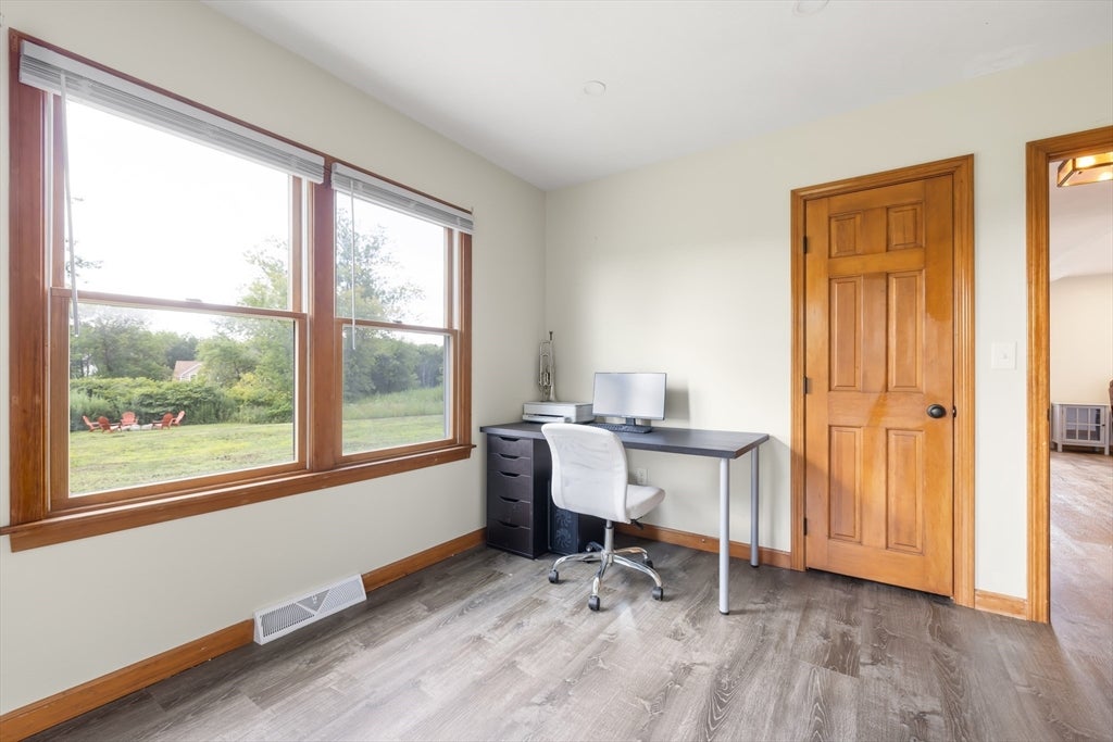 180 Great Road, Littleton, MA Photo #12