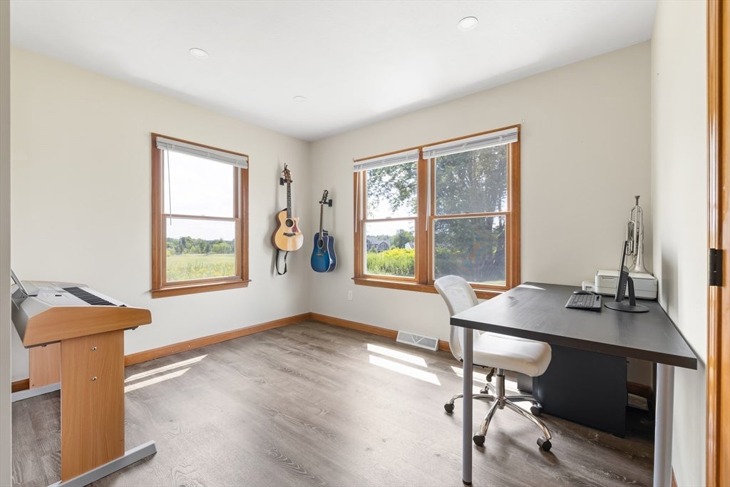 180 Great Road, Littleton, MA Photo #11