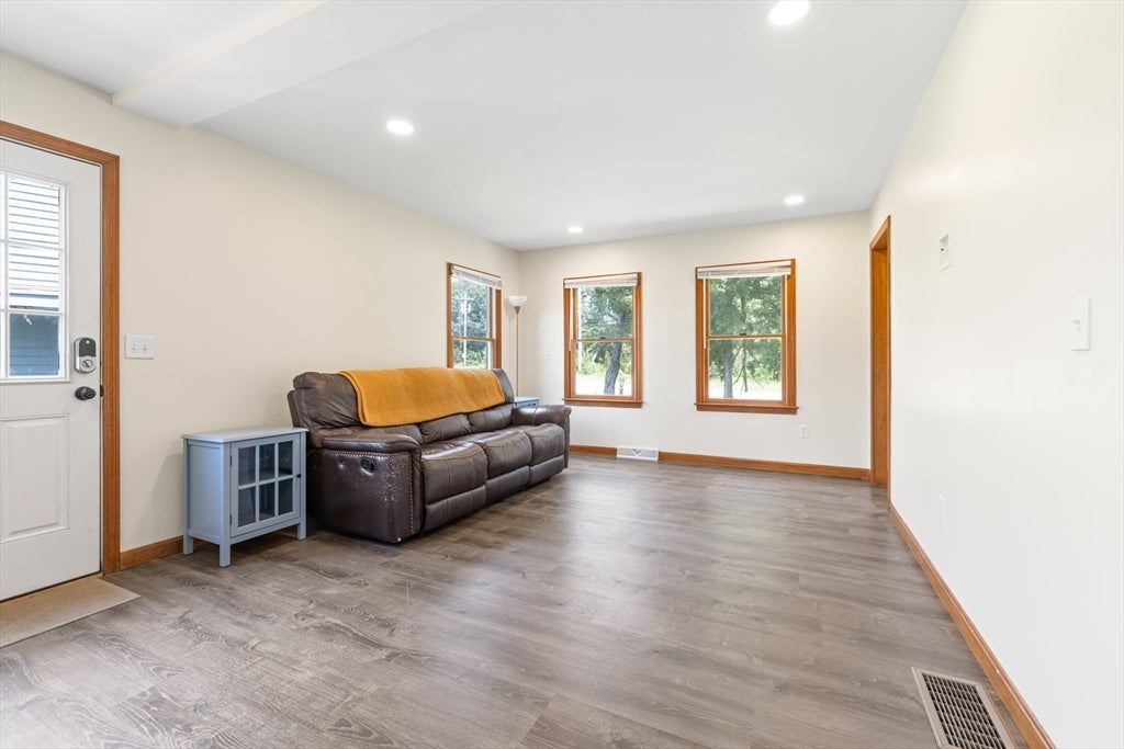 180 Great Road, Littleton, MA Photo #6