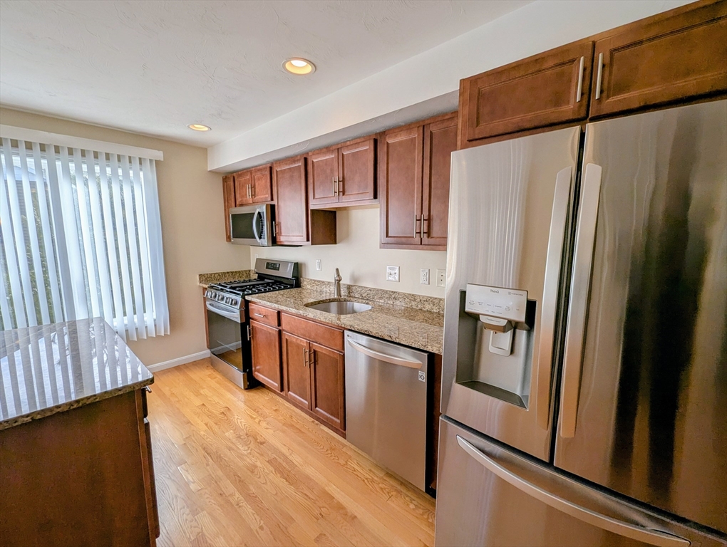 Ashland, Massachusetts 01721, United States, 2 Bedrooms Bedrooms, ,3 BathroomsBathrooms,Residential,Active,15149