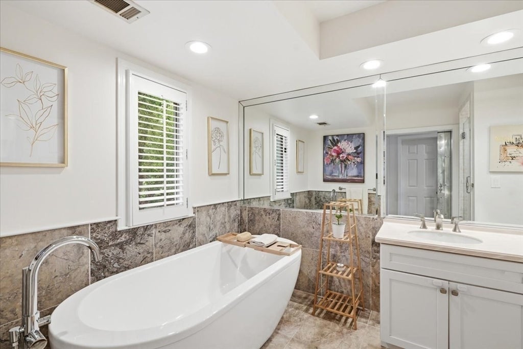 27 Ladds Way #27, Scituate, MA Photo #35
