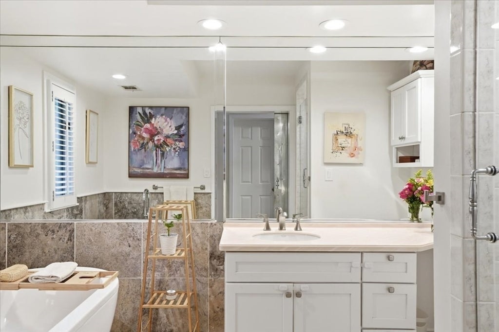 27 Ladds Way #27, Scituate, MA Photo #36