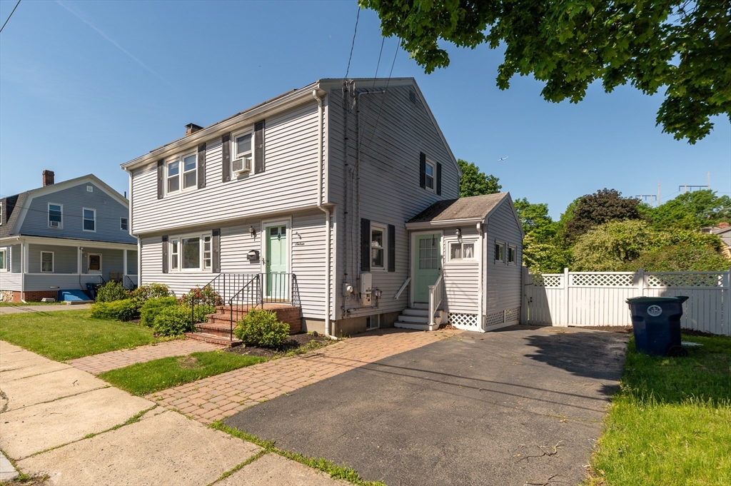 16 Laurent Road