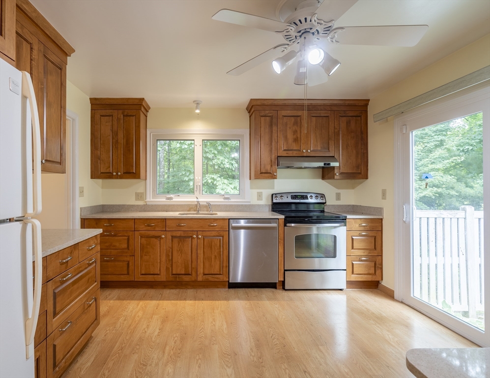 87 Fifer Ln 87
