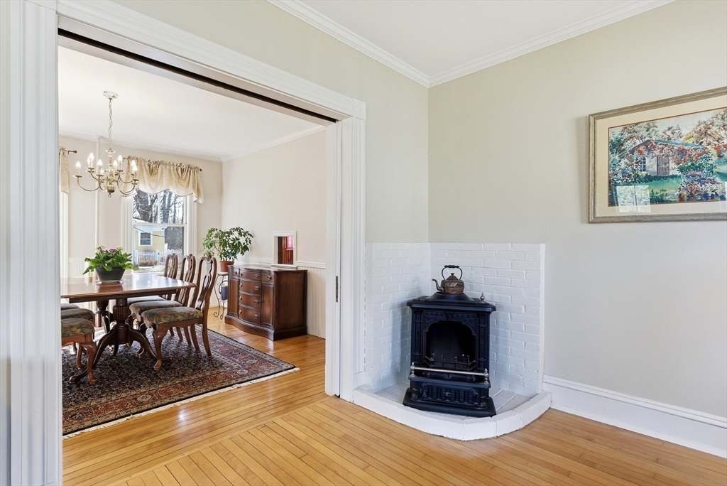 38 Hillside Ave