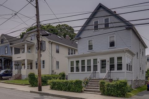 69 Metropolitan Ave Boston MA 02131